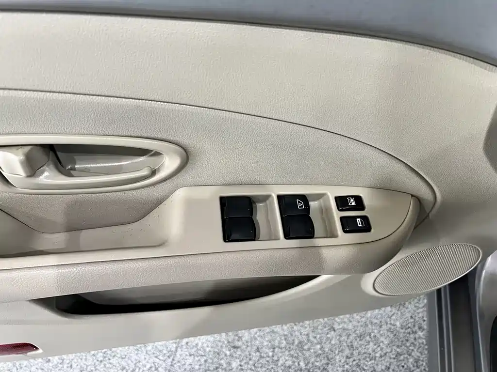 Nissan Sylphy 2013 — фото 14