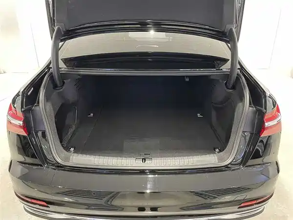 Audi A6L 2023
