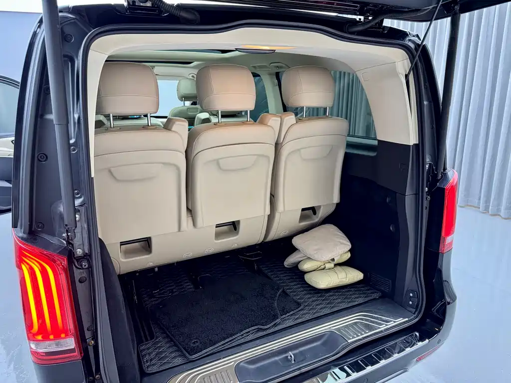 Mercedes-Benz V-Class 2020