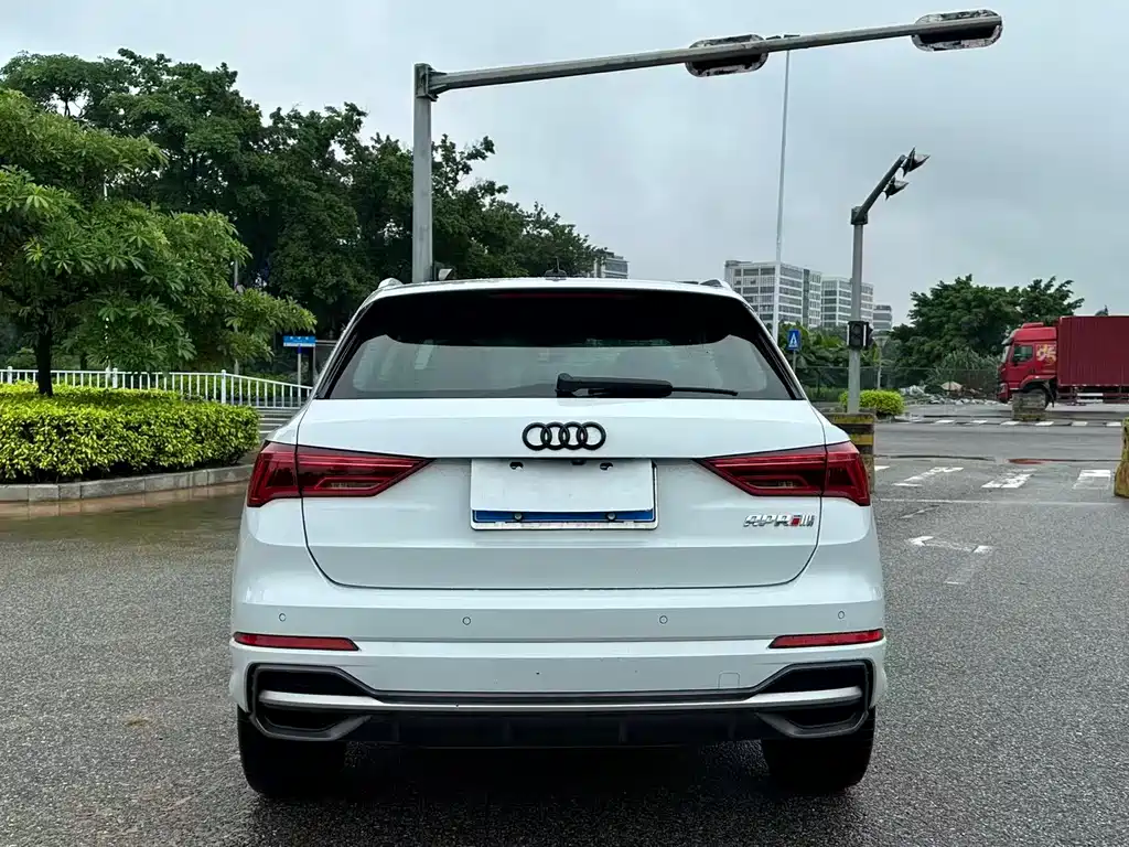 Audi Q3 2020 — фото 4