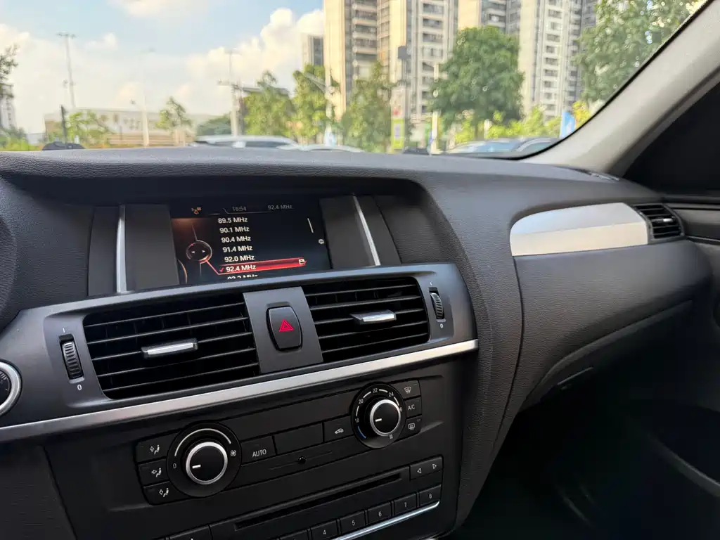 BMW X3 2017 — фото 14