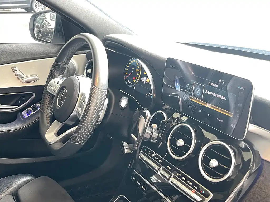 Mercedes-Benz C-Class 2020 — фото 33