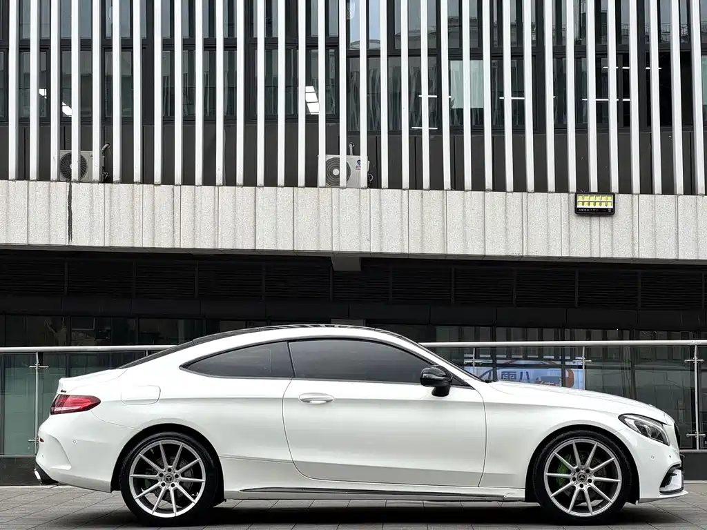 Mercedes-Benz C-Class 2016