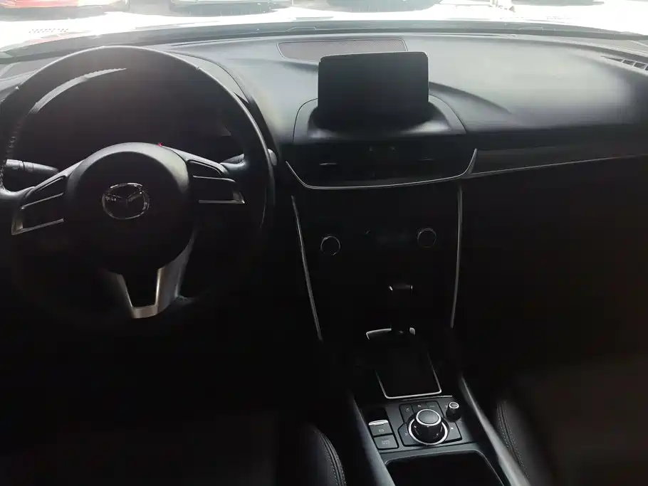 Mazda CX-4 2016 — фото 12