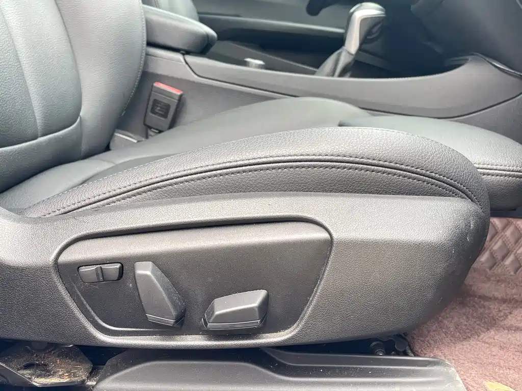 BMW 1 Series 2019 — фото 17
