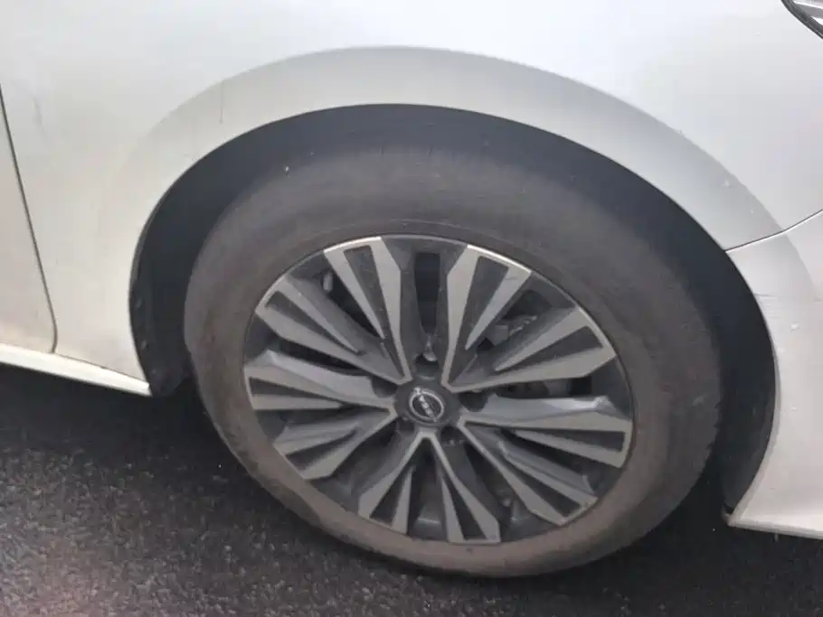 Nissan Teana 2025