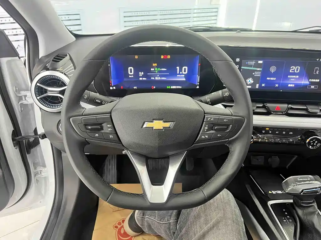 Chevrolet Monza 2023 — фото 11