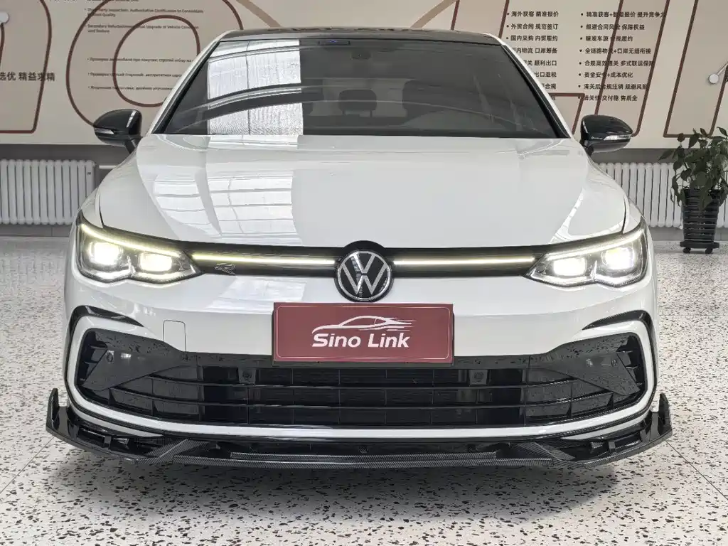 Volkswagen Golf 2023