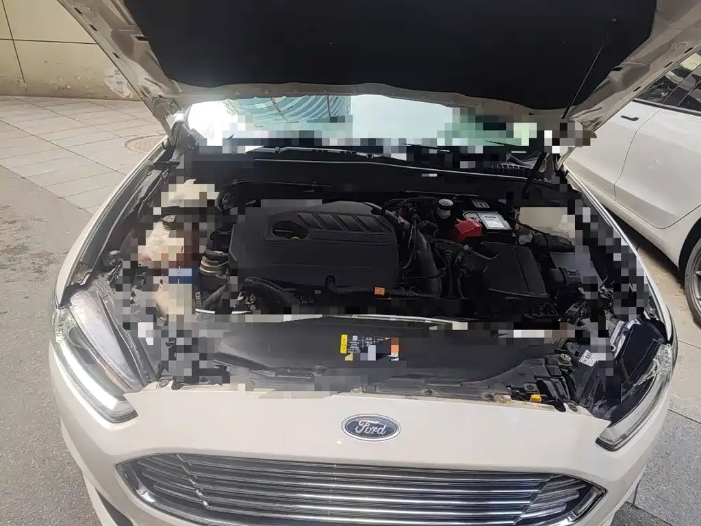 Ford Mondeo 2013 — фото 11