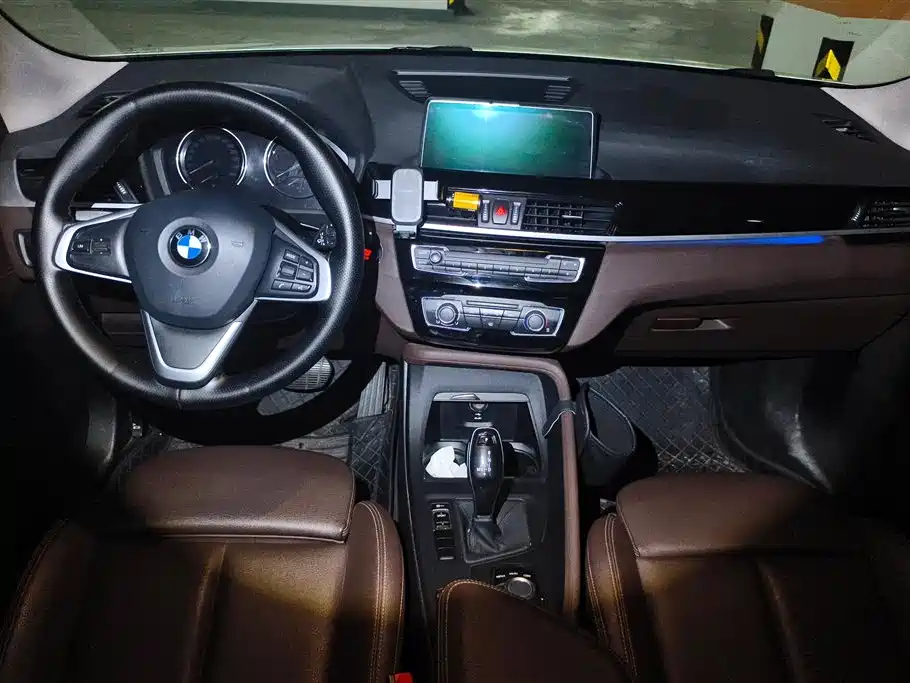 BMW X1 2020 — фото 12