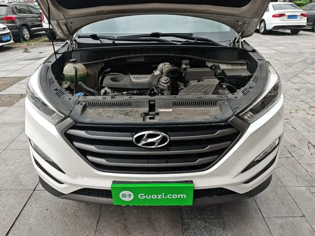 Hyundai Tucson 2015 — фото 20