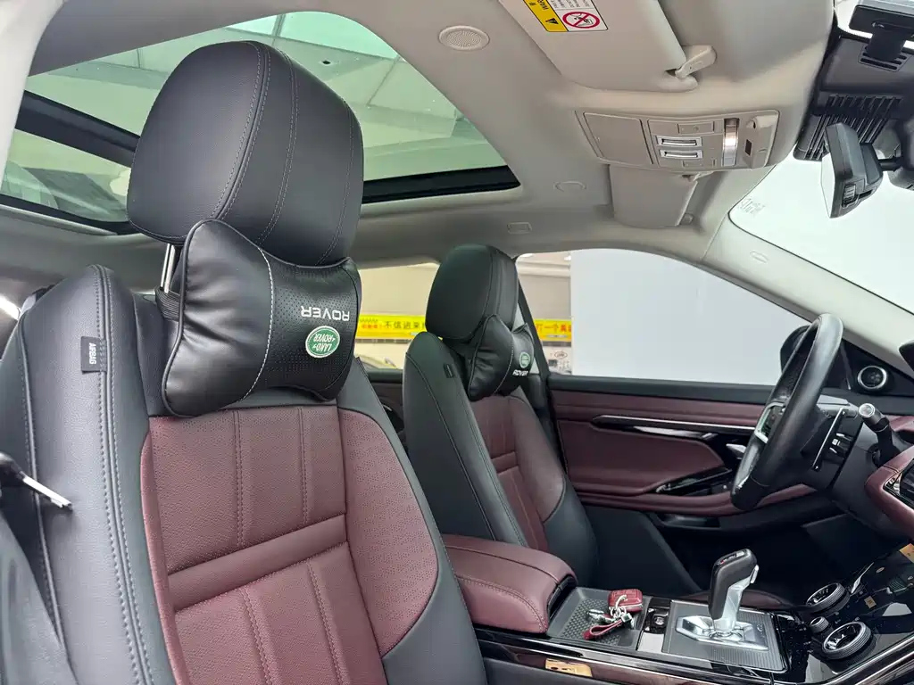 Land Rover Evoque 2022 — фото 15