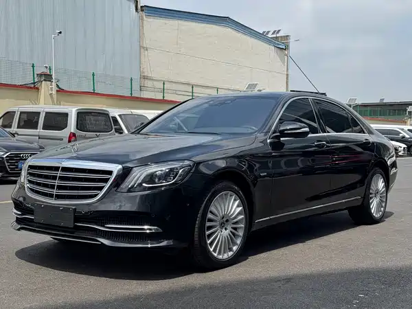 Mercedes-Benz S-Class 2020