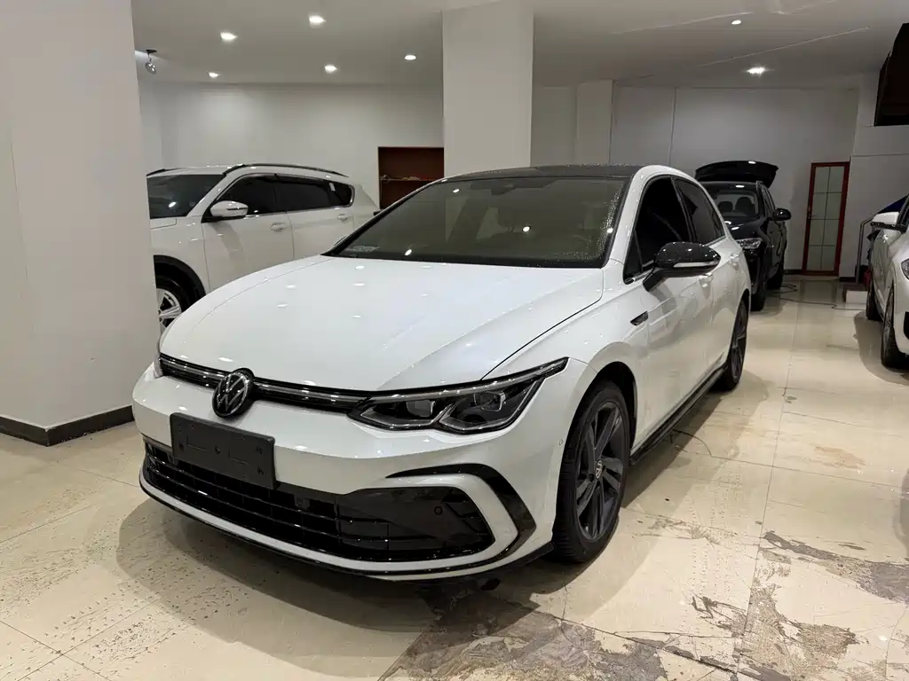 Volkswagen Golf 2022