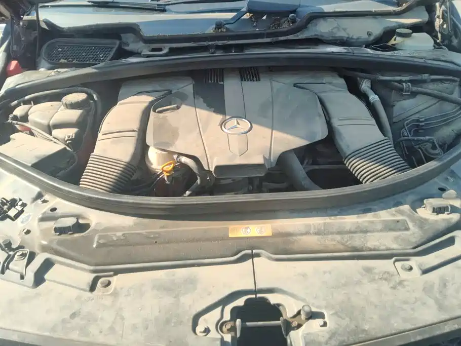 Mercedes-Benz R-Class 2015 — фото 10