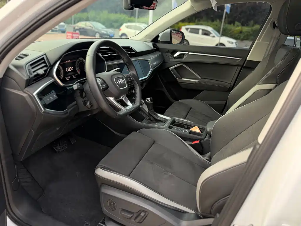 Audi Q3 2022