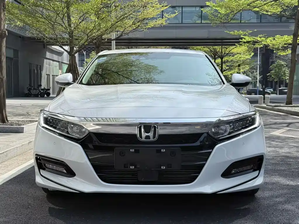 Honda Accord 2021 — фото 2