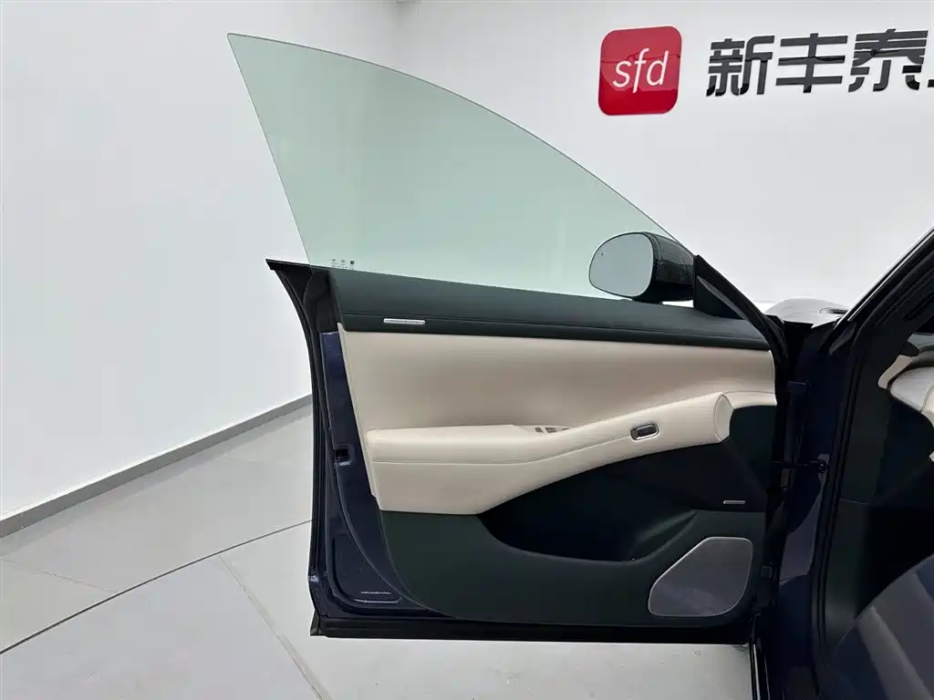 Xiaomi YU7 2025 — фото 8