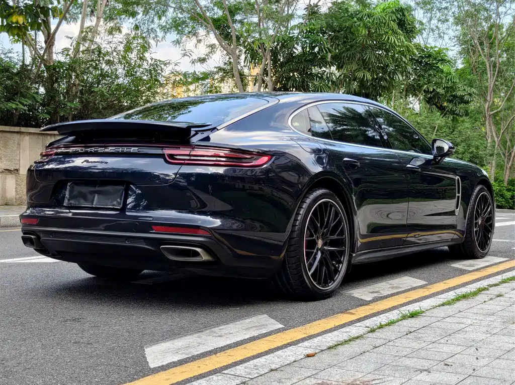 Porsche Panamera 2019 — фото 4