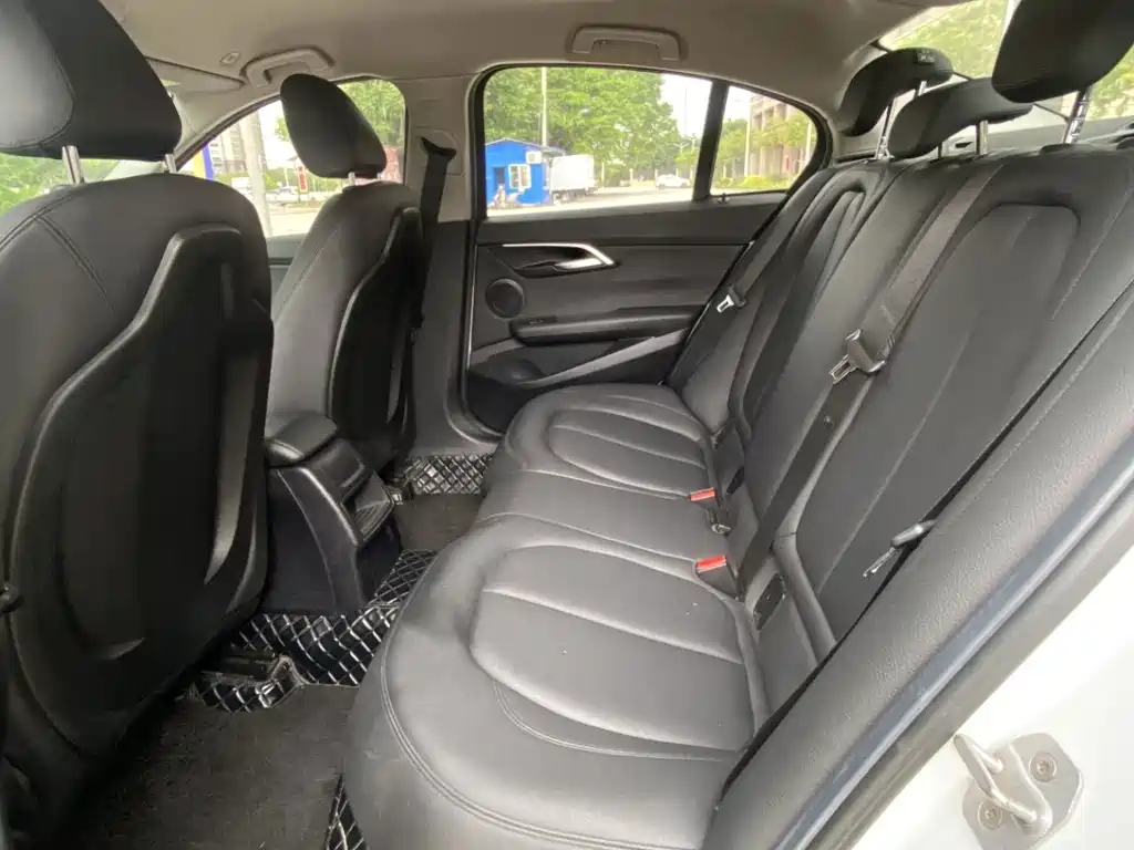 BMW 1 Series 2020
