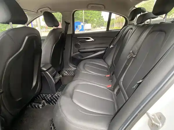 BMW 1 Series 2020