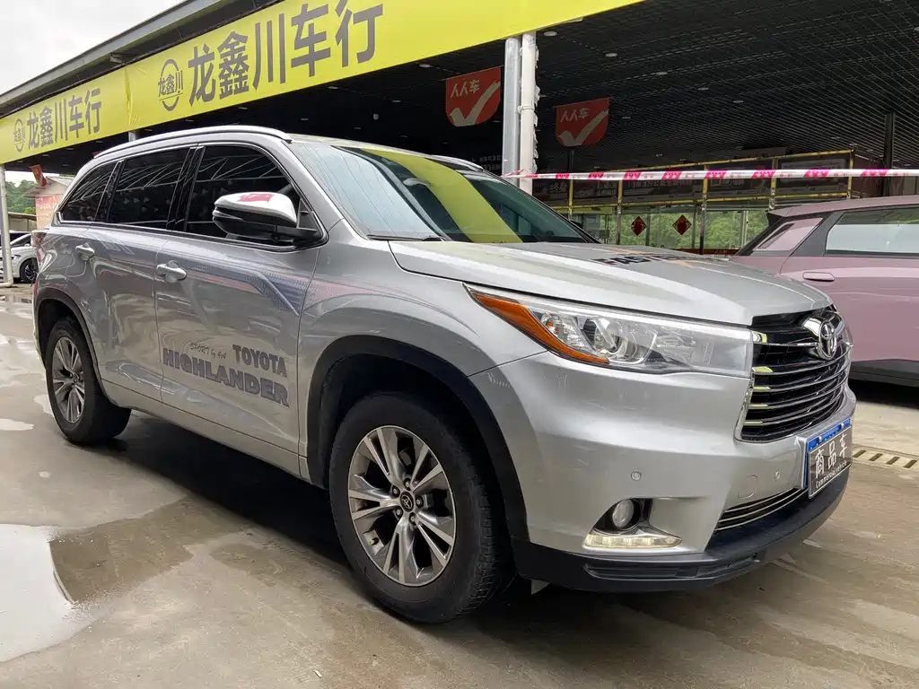 Toyota Highlander 2017 — фото 3