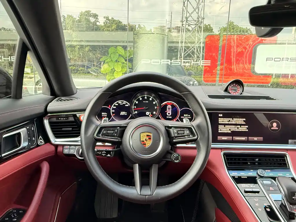 Porsche Panamera 2022