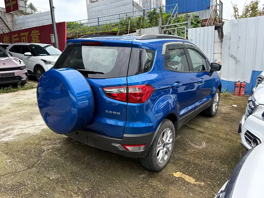 Ford Ecosport 2013 — фото 9