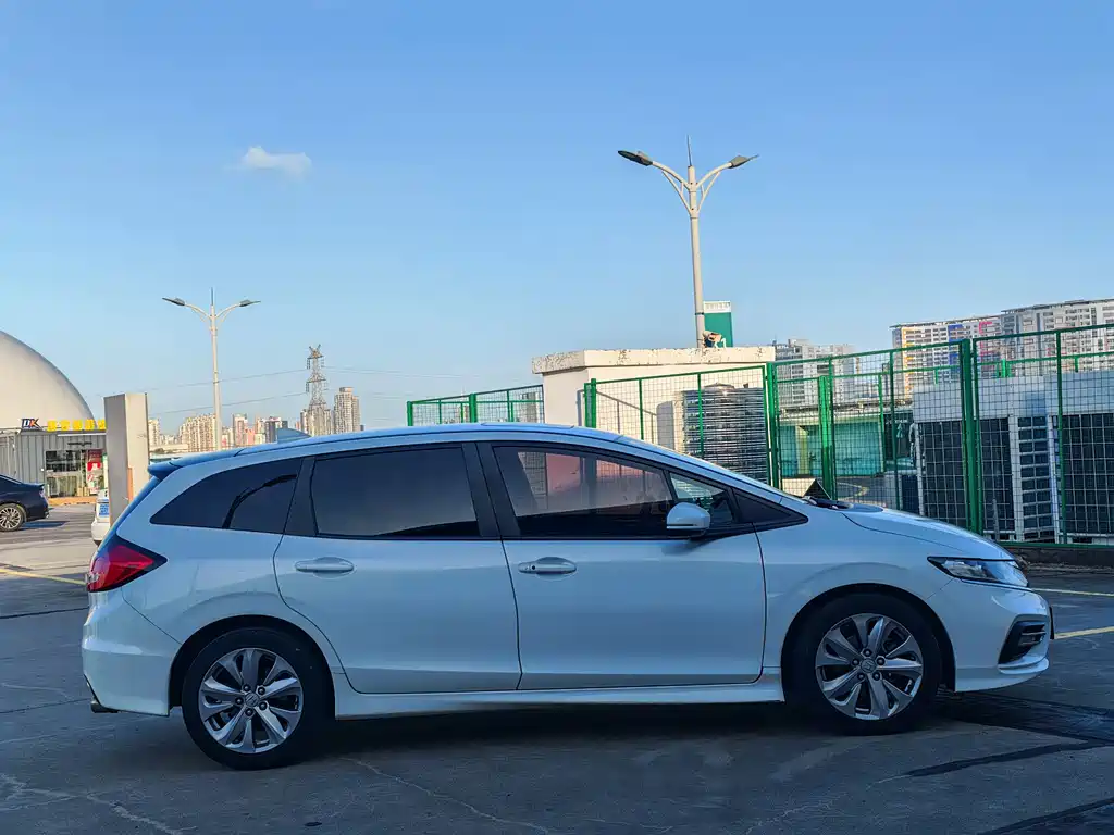 Honda Jade 2017