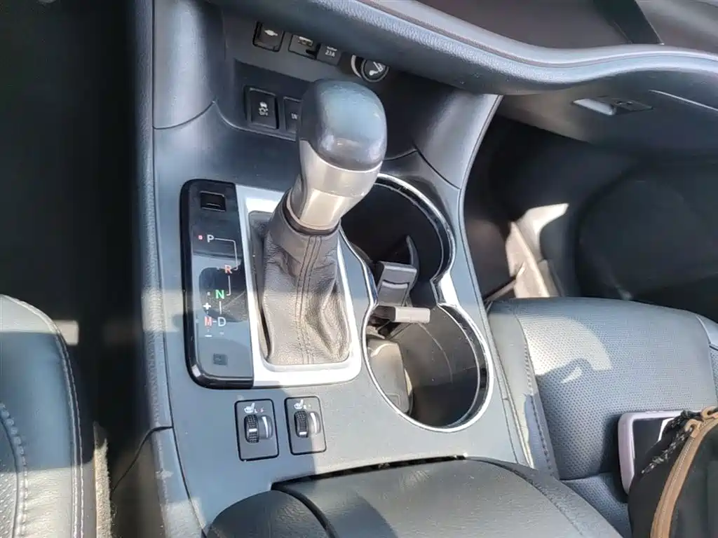 Toyota Highlander 2021 — фото 14