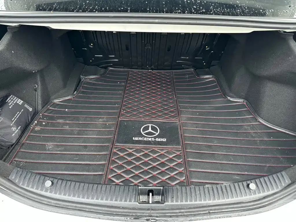 Mercedes-Benz C-Class 2019 — фото 13