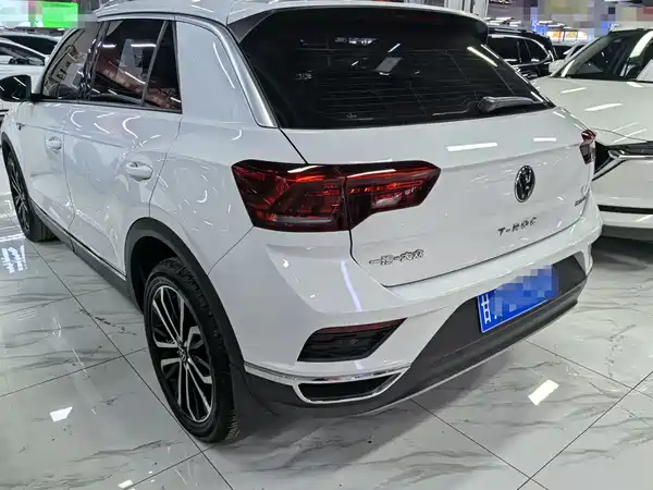Volkswagen T-Roc 2021