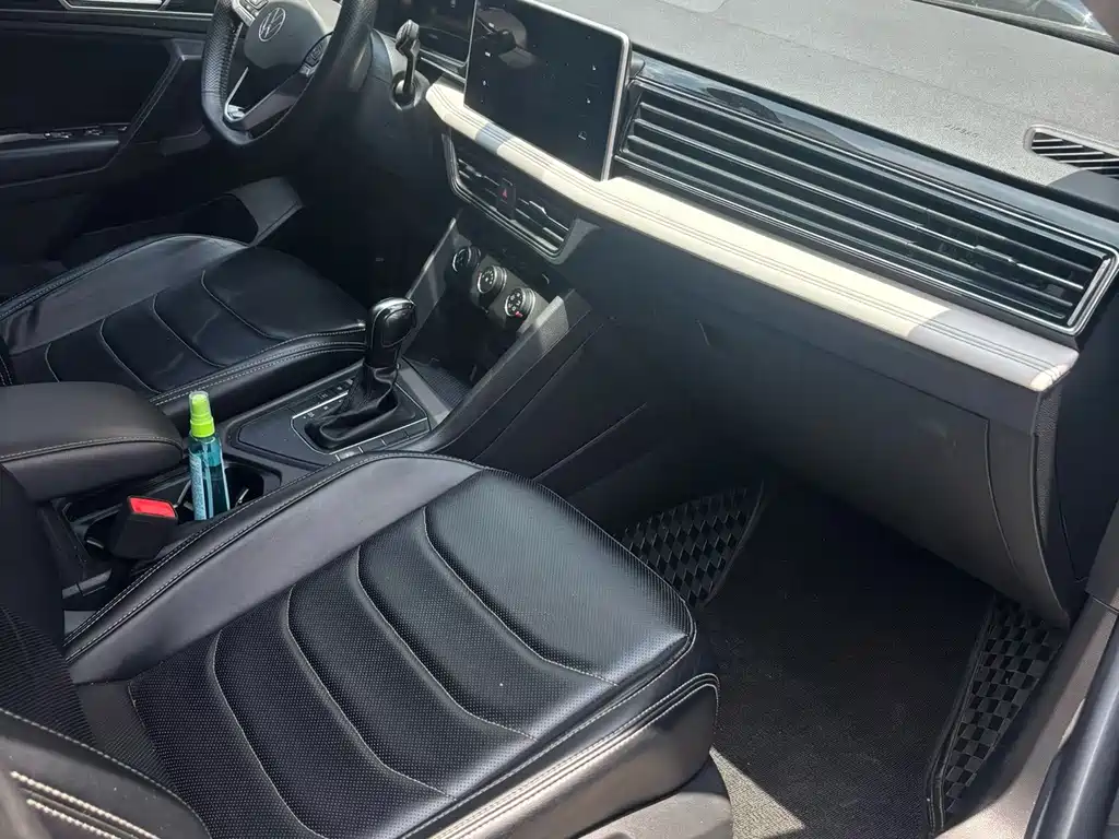 Volkswagen Tiguan L 2023