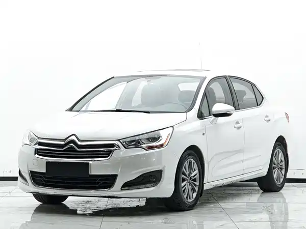 Citroën C4L 2013