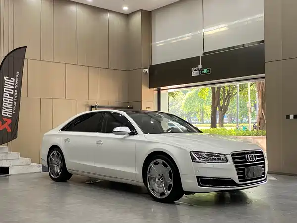 Audi A8 2014