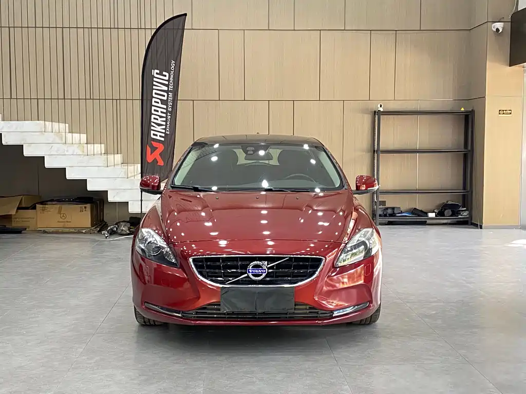 Volvo V40 2016 — фото 2