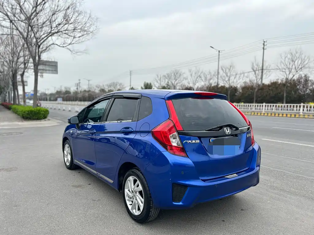 Honda Fit 2016 — фото 3