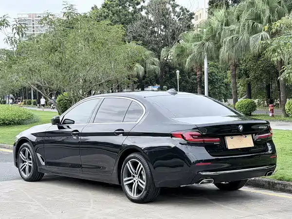 BMW 5 Series 2022