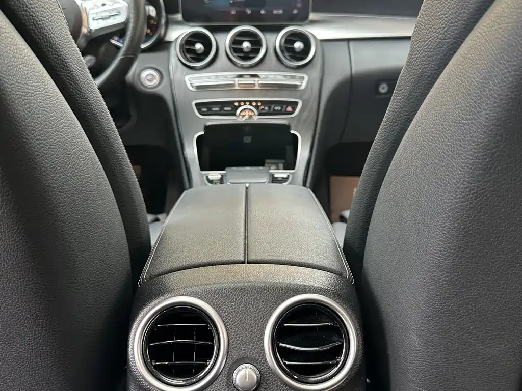 Mercedes-Benz C-Class 2021 — фото 11