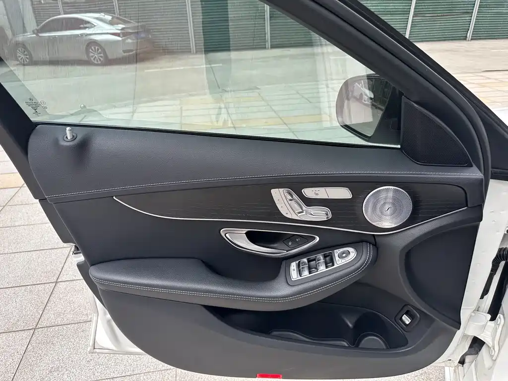 Mercedes-Benz C-Class 2021 — фото 15