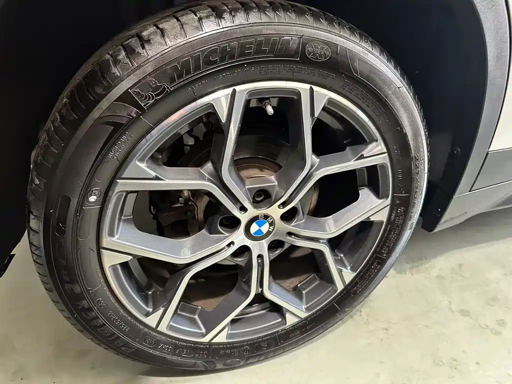 BMW X1 2021 — фото 12