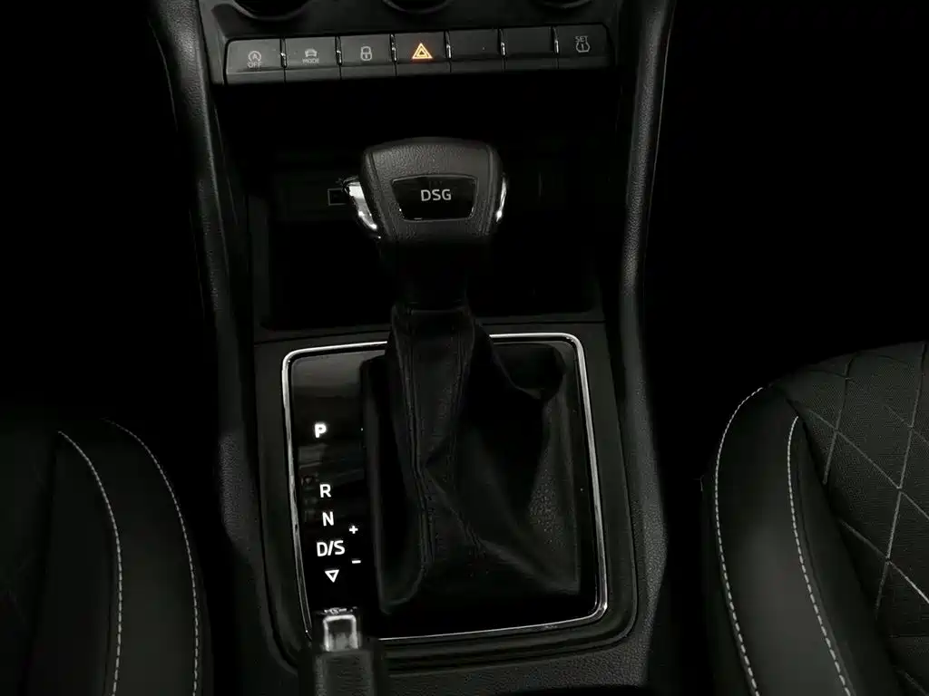 Skoda Karoq 2018 — фото 13