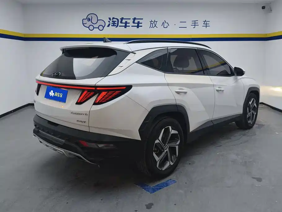 Hyundai Tucson 2022 — фото 3