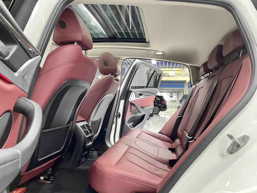 BMW X4 2021 — фото 10
