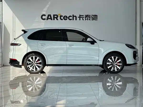 Porsche Cayenne 2011