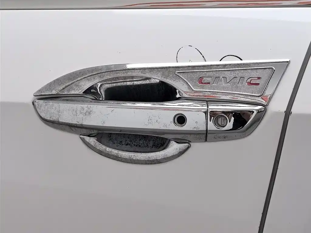 Honda Civic 2018 — фото 18