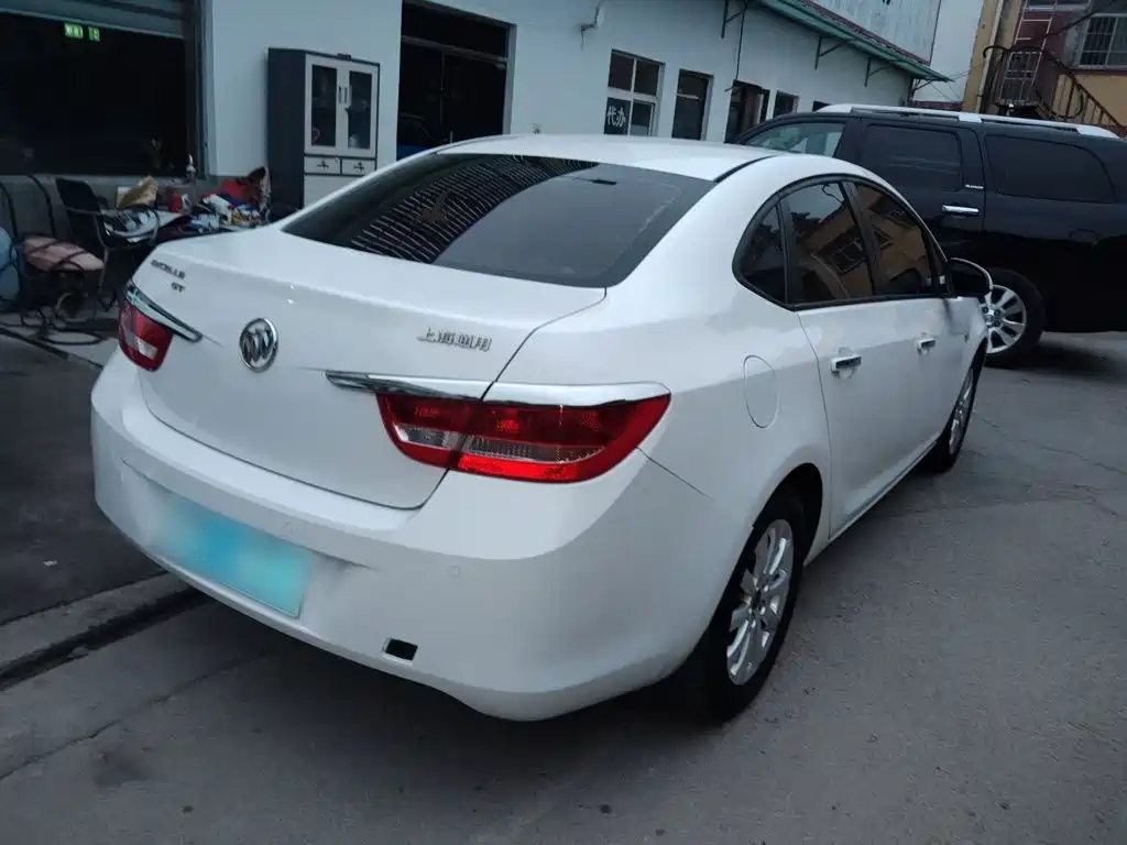 Buick Excelle 2014