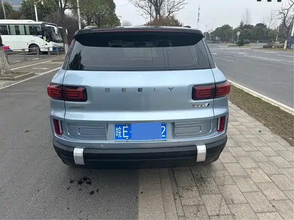 Geely ICON 2022