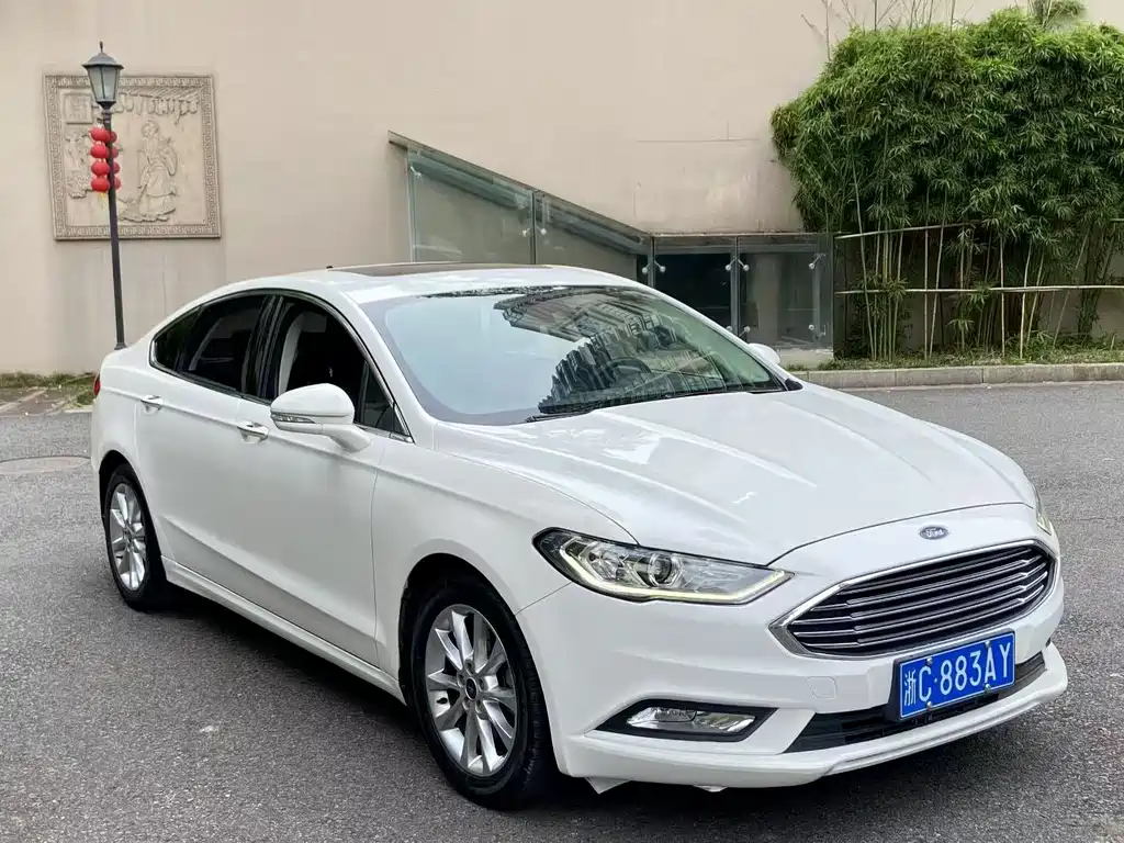 Ford Mondeo 2018 — фото 3