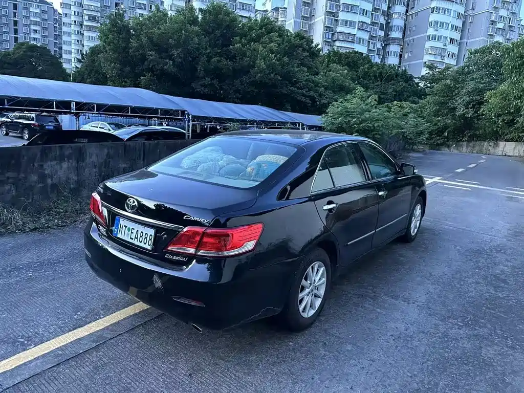 Toyota Camry 2015